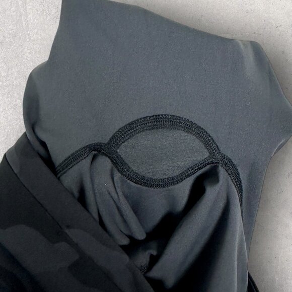 NWT Lululemon Swift Speed High Rise Crop Leggings Camo Print Womens Size 2 Black - Picture 13 of 16